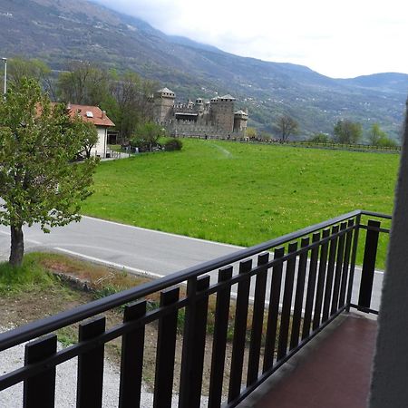 Vue Du Chateau Villa Fenis Bagian luar foto